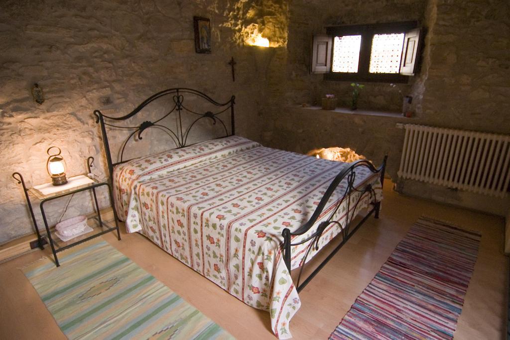 Santa Teresa Apartment Erice Cameră foto