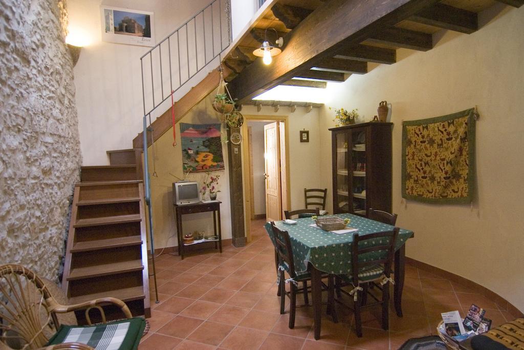 Santa Teresa Apartment Erice Cameră foto